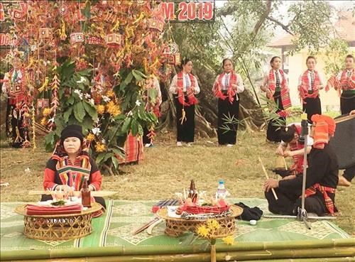 Lễ hội Hết Chá một trong những lễ hội lưu giữ được những nét văn hóa dân tộc