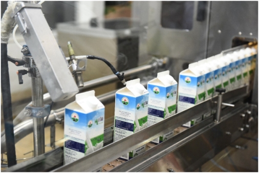 Quy trình sản xuất sữa trên dây chuyền hiện đại của Thụy Sĩ