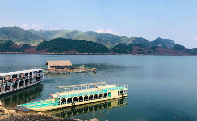 Khu du lịch sinh thái hồ Quỳnh Nhai - một trong những sản phẩm mới của tỉnh Sơn La.