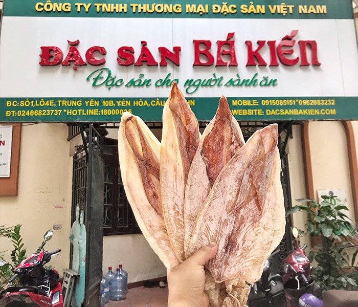 Địa chỉ của cửa hàng quà Tết Việt